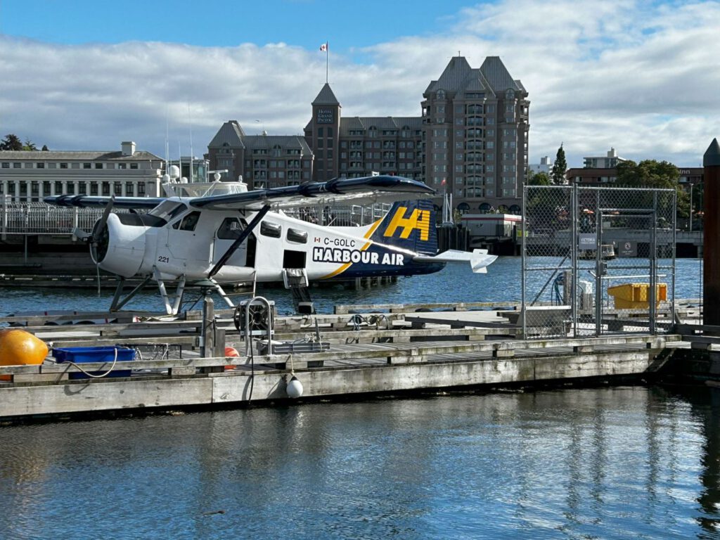 13 - Wasserflugzeug - Victoria