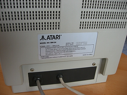 Atari SM124 - Rückansicht