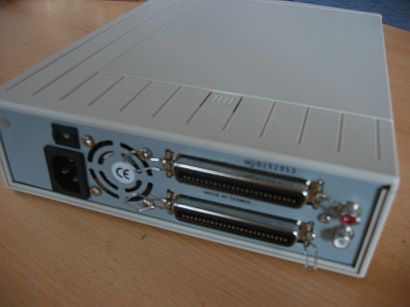 IBM CD-ROM - Rückansicht IBM CD-ROM - Rückansicht