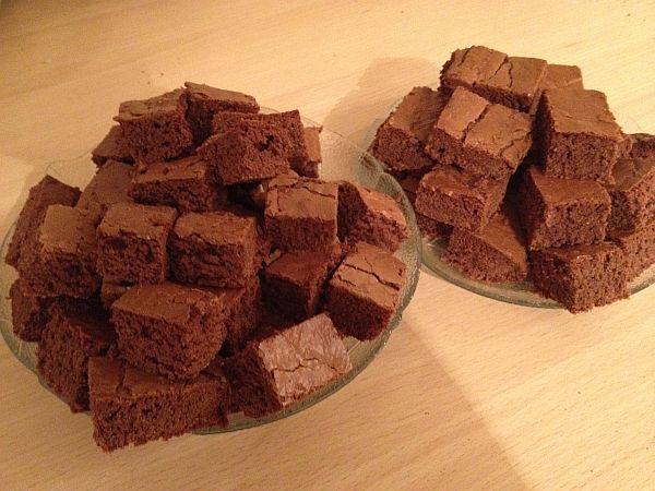 Brownies 2 Brownies - aufgeschnitten