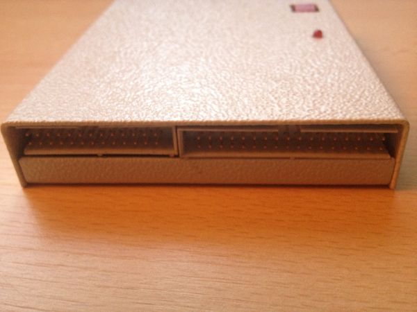 Datel Plus D 2 Datel Plus D - Disketten/Druckeranschluss
