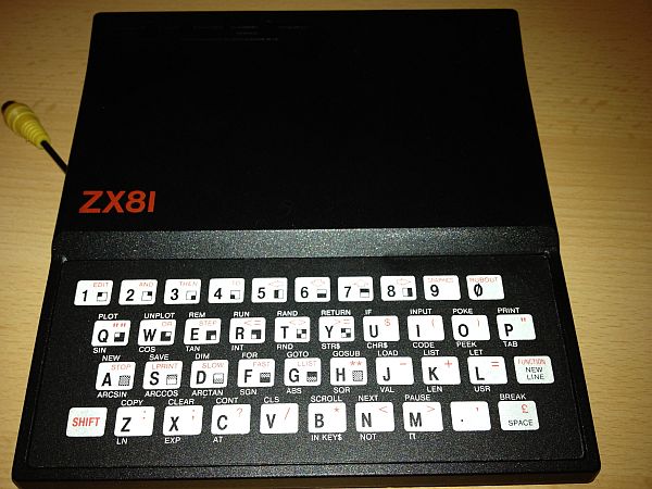 Retro: Sinclair ZX81 – Austausch der Tastatur-Membran