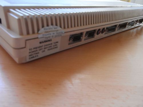 Amiga 500 - hinten links
