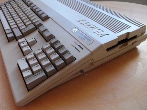 Amiga 500 - rechte Seite