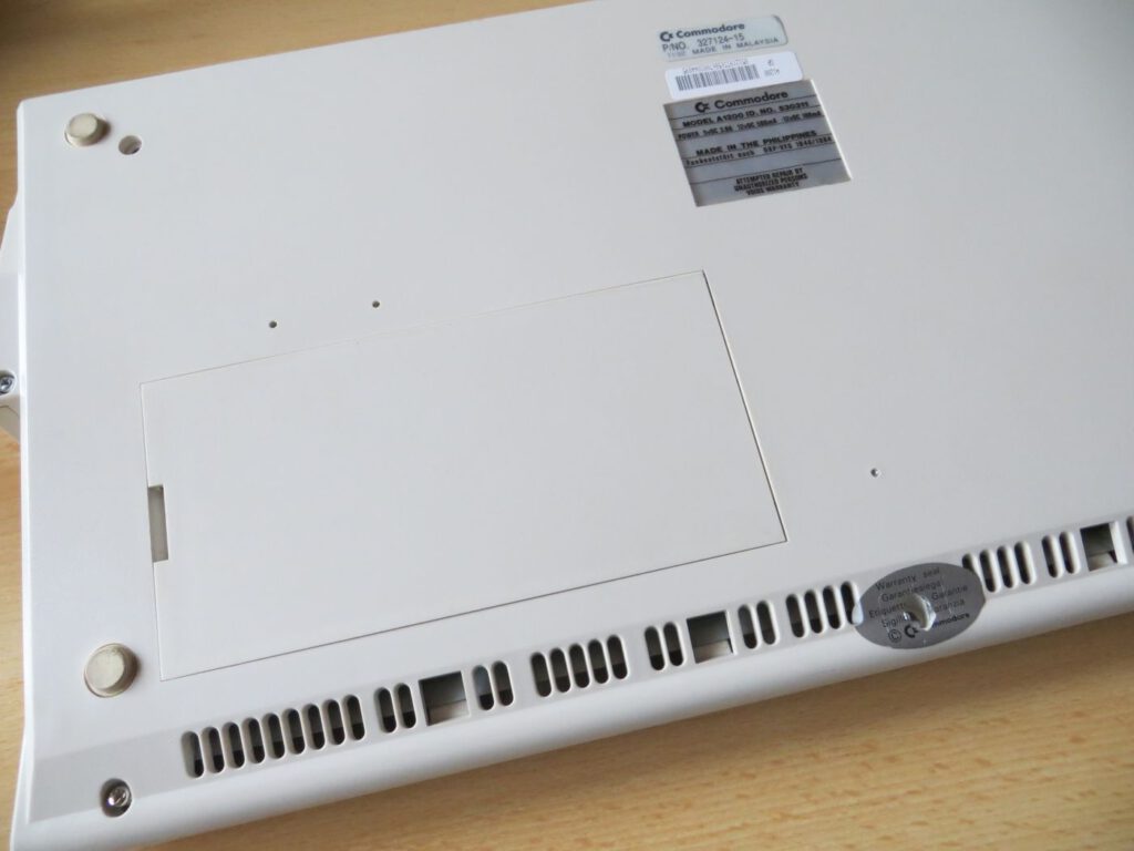 Amiga 1200 Anschluss Unterseite
