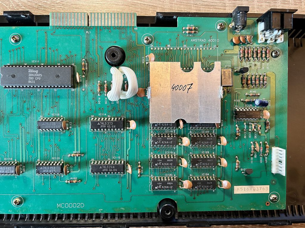 Amstrad CPC 464 - Platine rechts