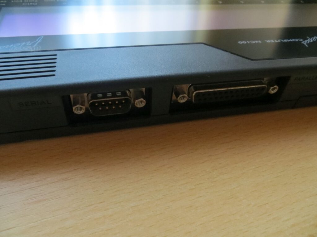 Amstrad NC100 - Anschlüsse