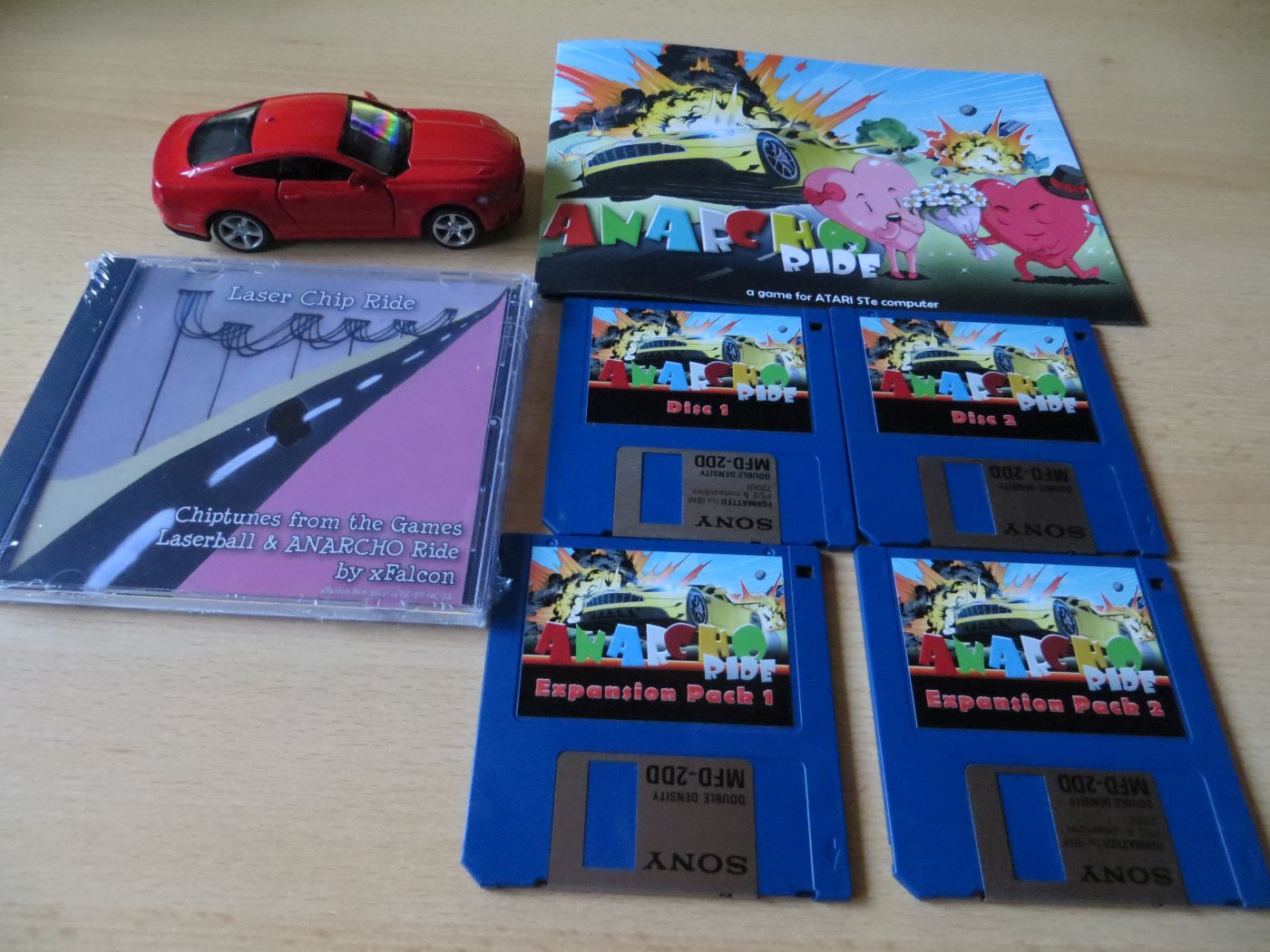 Anarcho Ride - Collectors Edition - Inhalt
