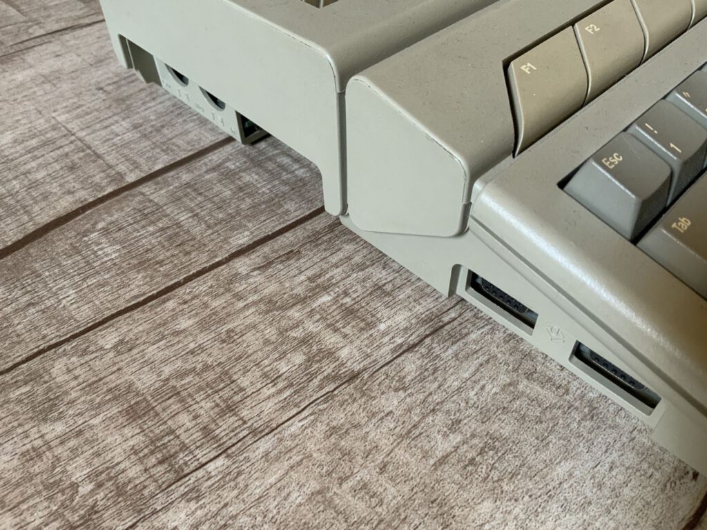 Atari Falcon030 - Anschlüsse linke Seite