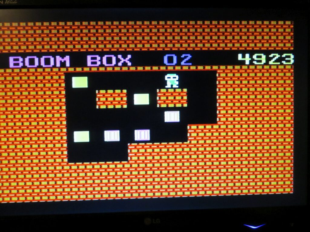 Boom Box - Screen