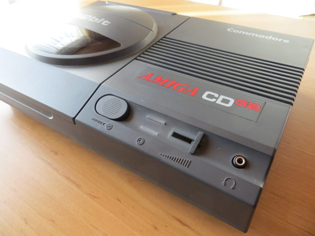 Commodore Amiga CD32