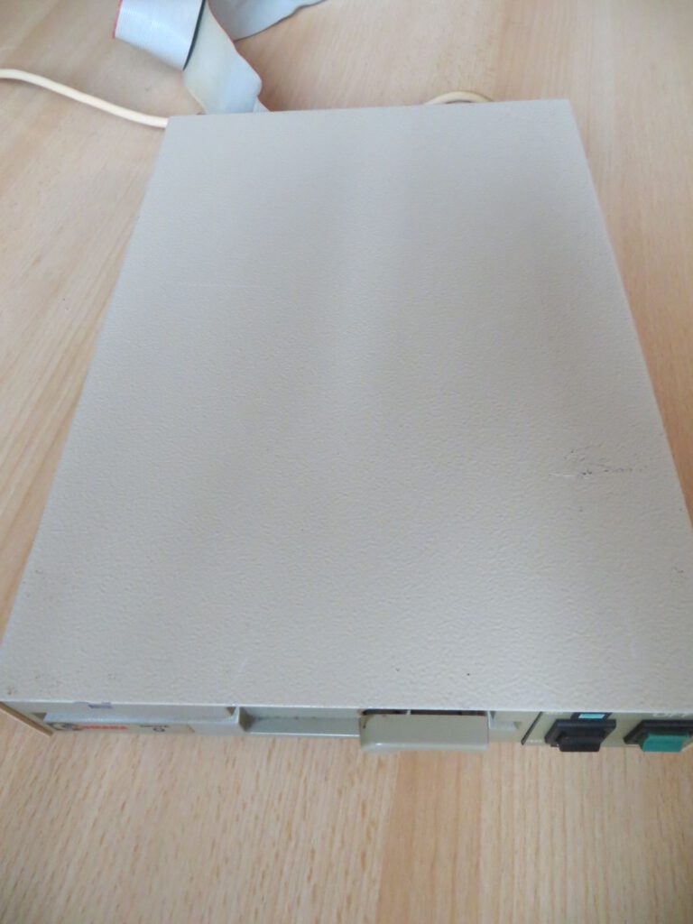 Cumana Diskettenlaufwerk