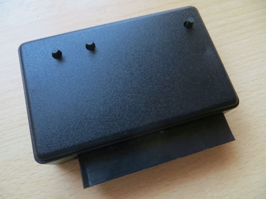 Dandanator mini mit Gehäuse