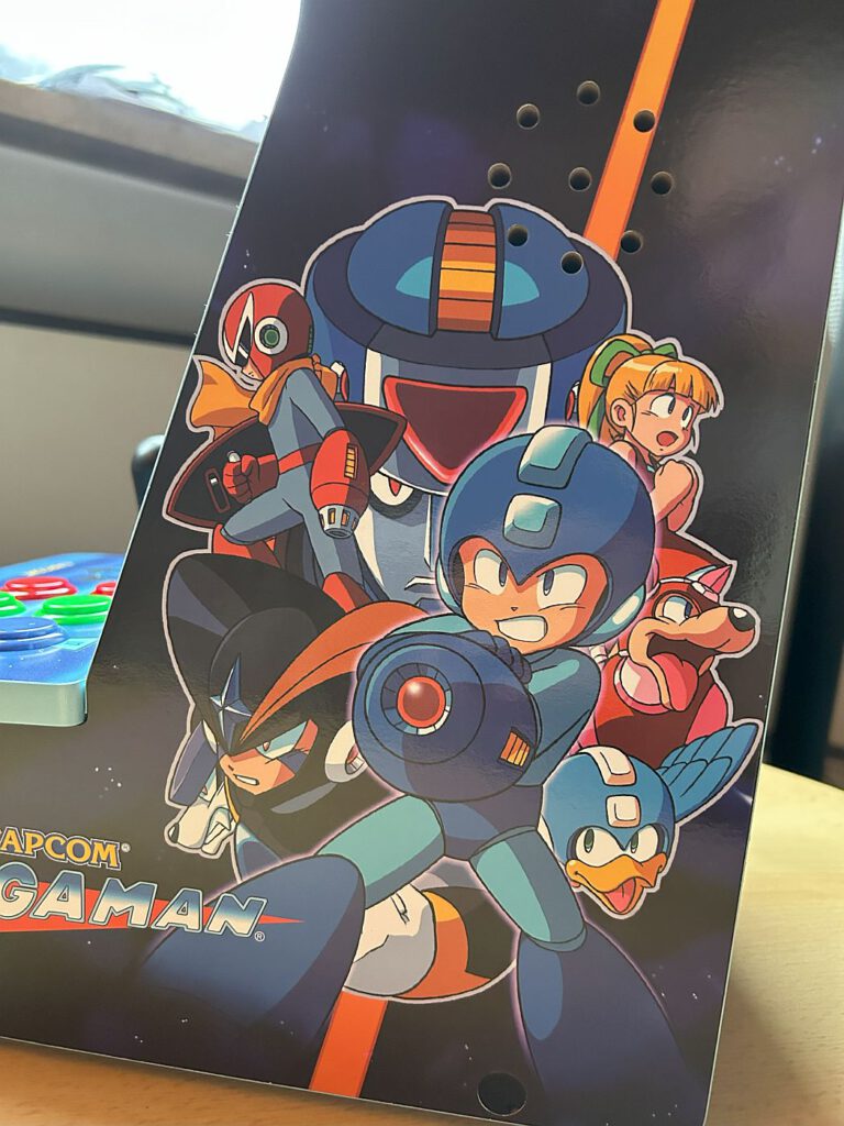 Evercade Alpha - seitlich