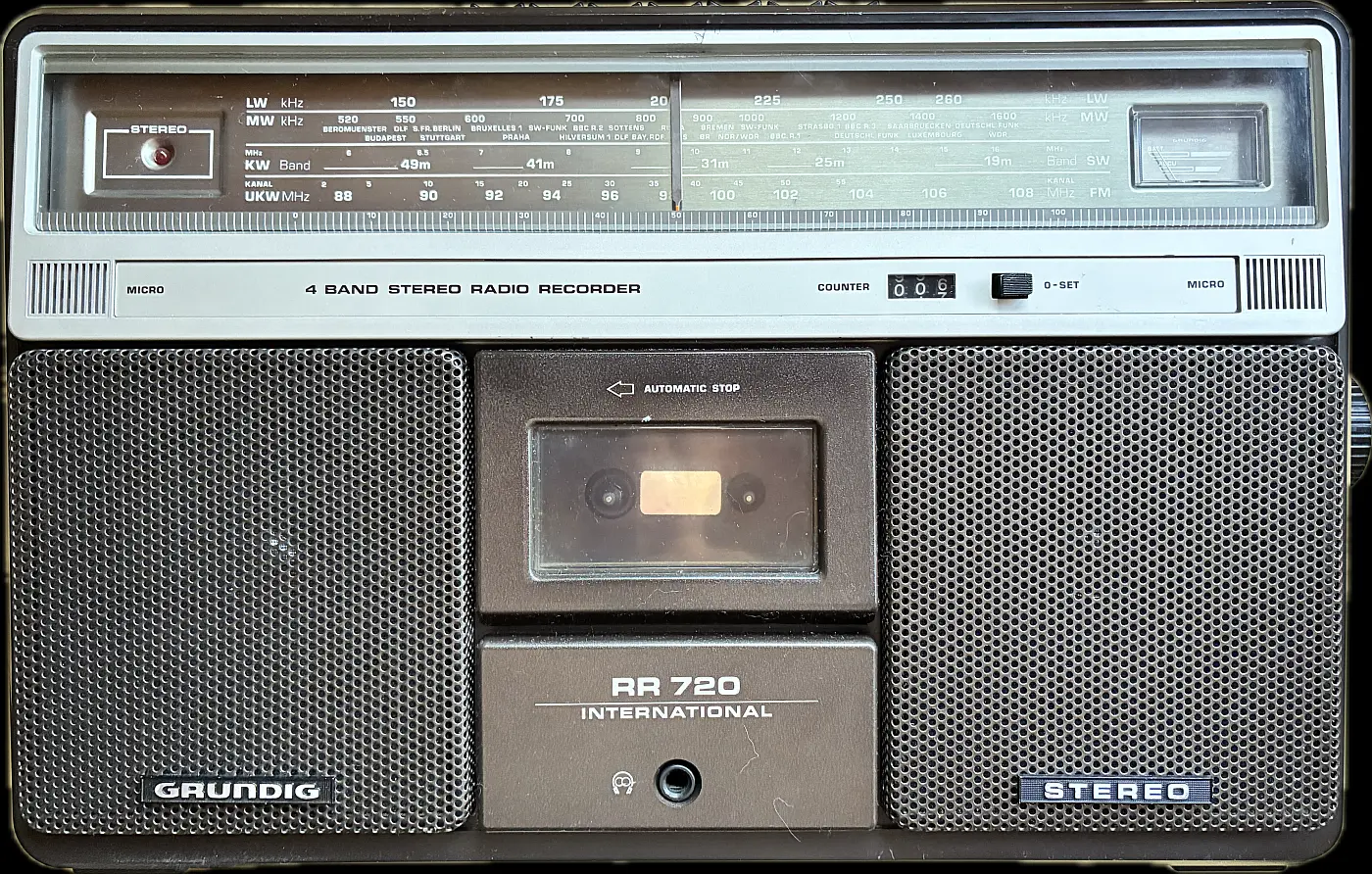 Grundig RR 720 [Grundig]