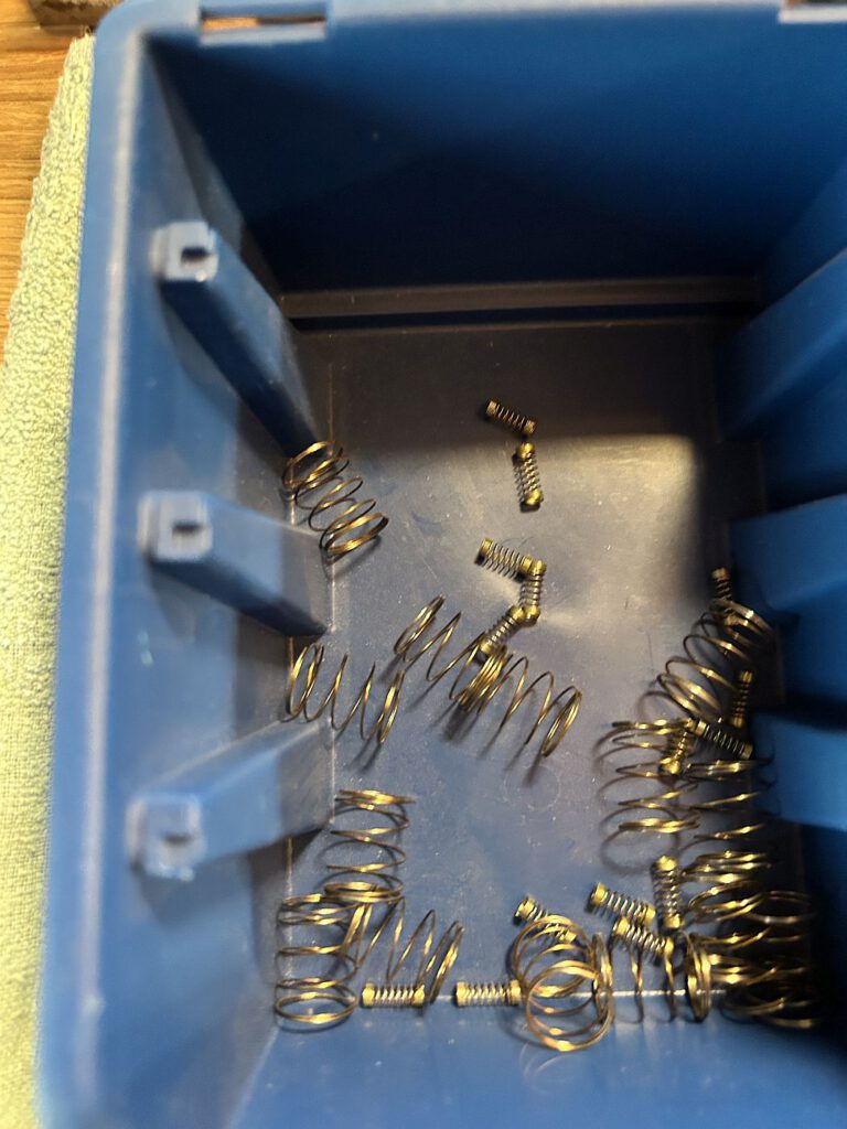 KC compact - Tastatur Federn