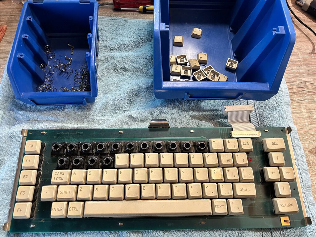 KC compact - Tastatur zerlegen