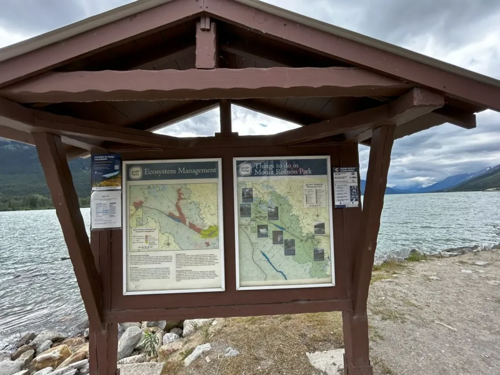 Moose Lake - Yellowhead Highway