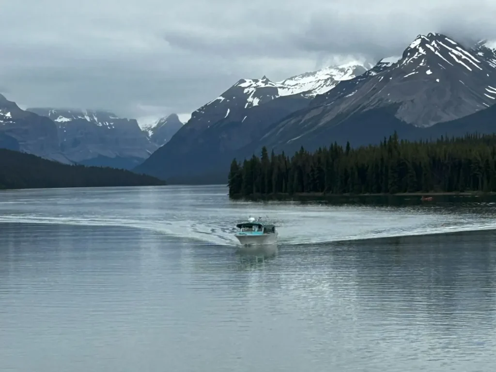 Maligne Lake