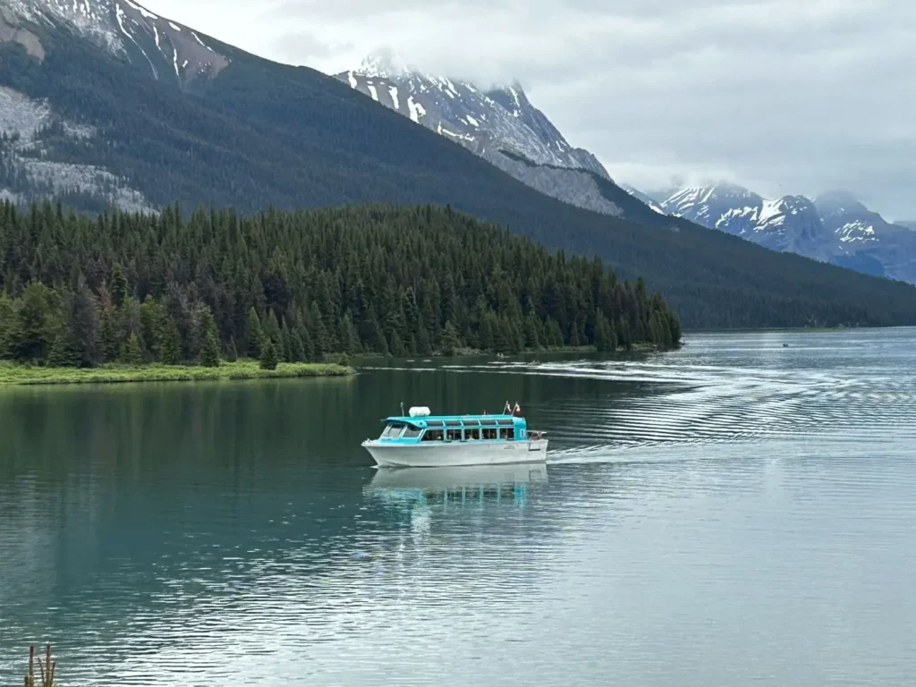 Maligne Lake