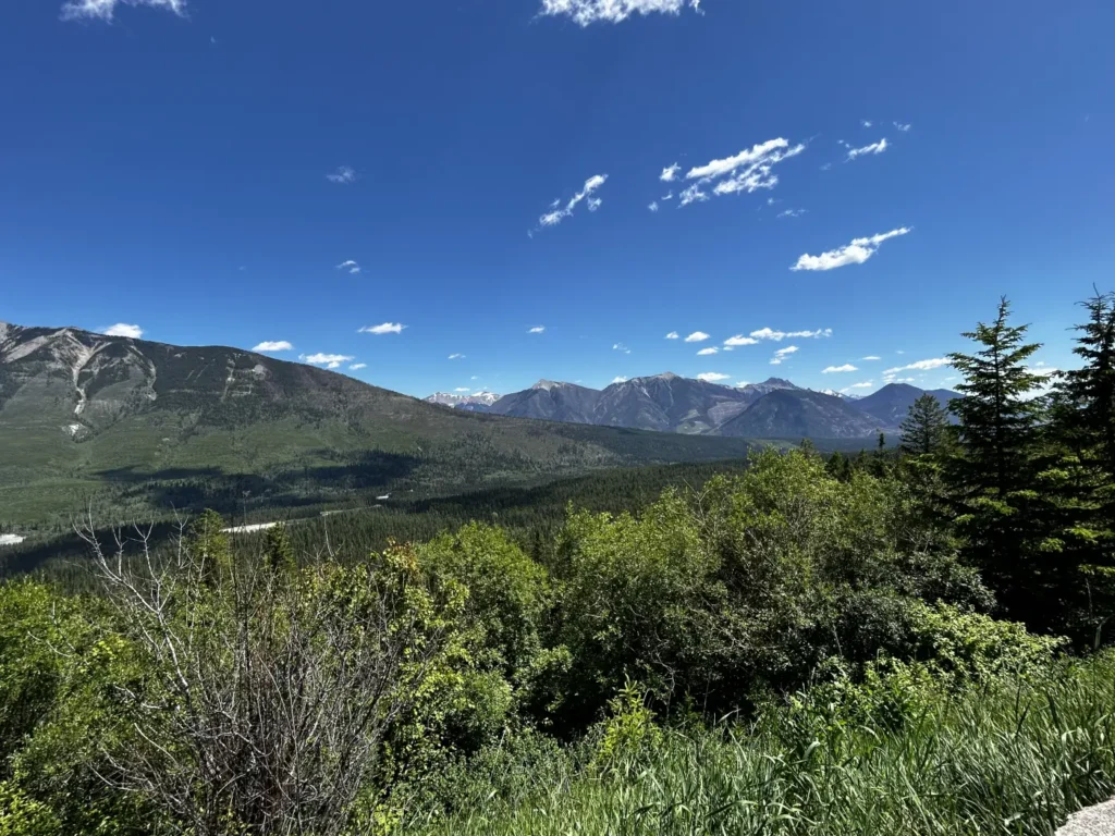 Kootenay Valley Viewpoint - Blick auf die Mitchell Range