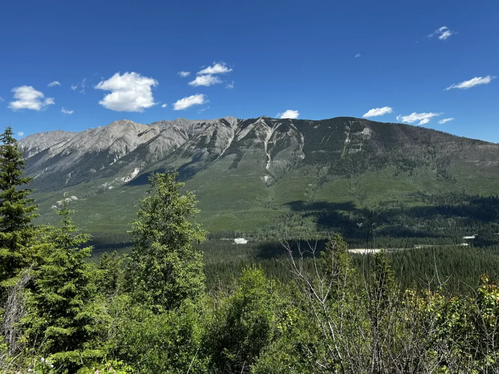 Kootenay Valley Viewpoint - Blick auf die Mitchell Range