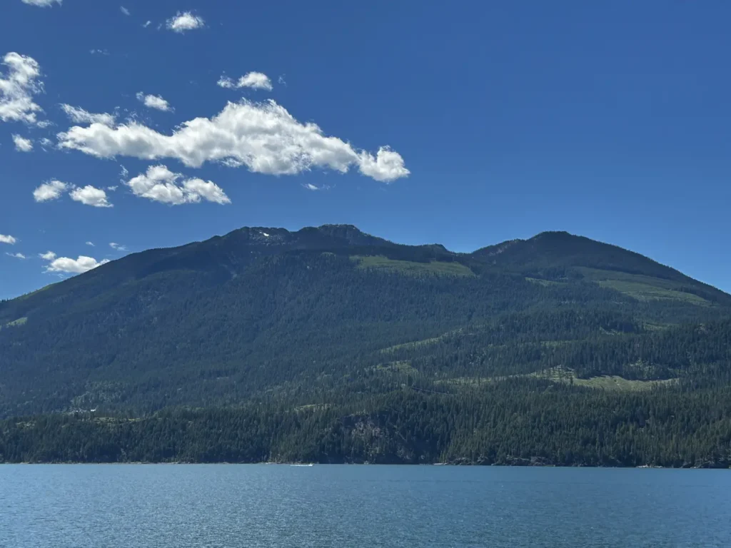 Fähre Kootenay Bay - Balfour