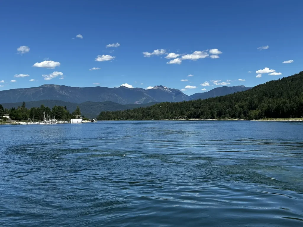 Fähre Kootenay Bay - Balfour