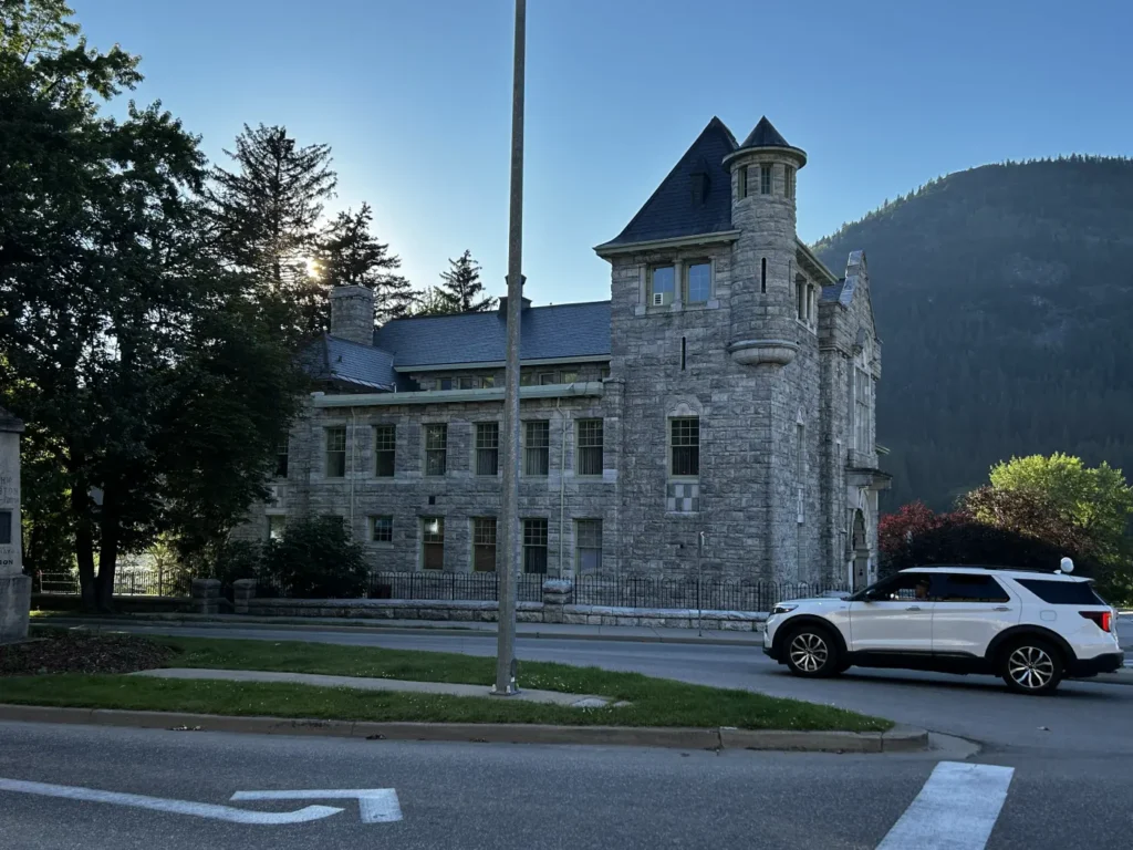 Nelson - Nelson Courthouse