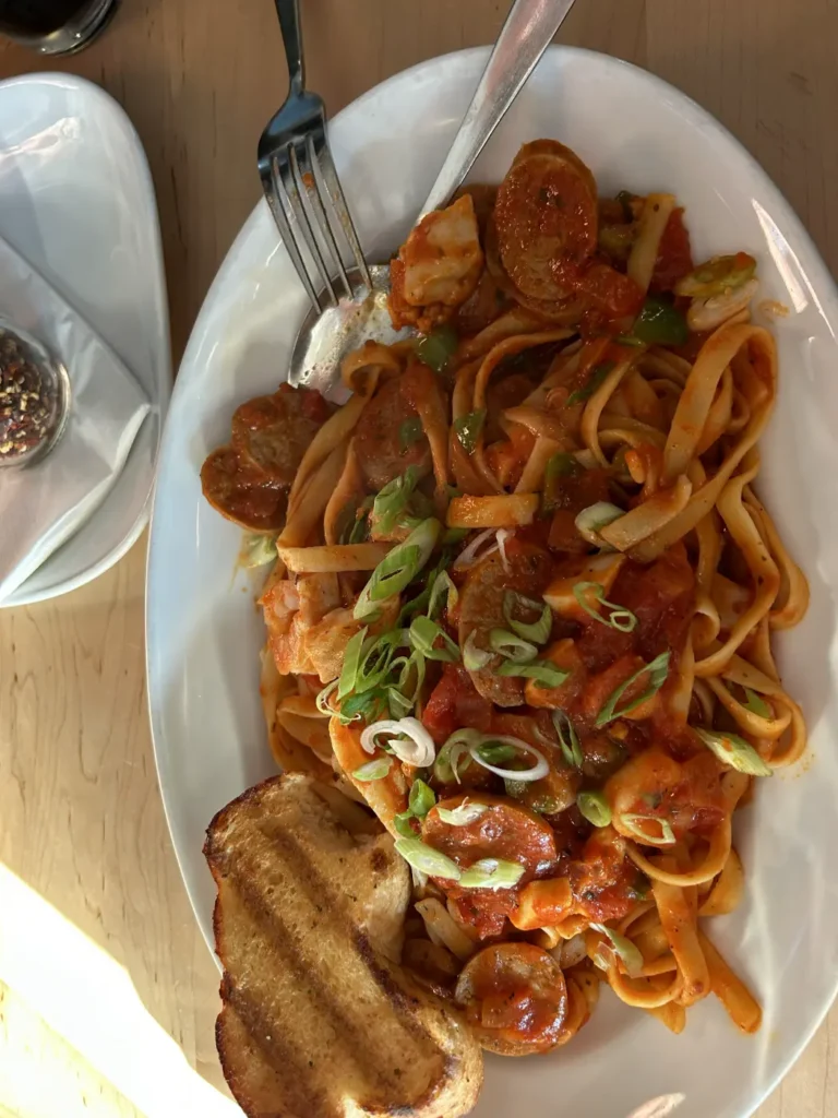 Osyoos - Owl Pub - Jambalaya Pasta
