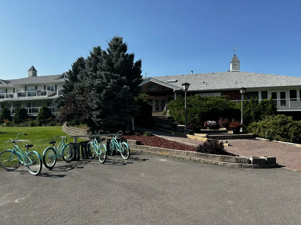 South Thompson Inn & Conference Center