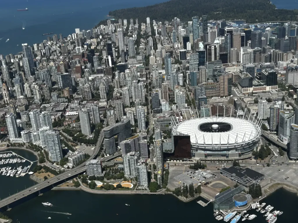 Downtown Vancouver mit dem markanten Stadion BC Place