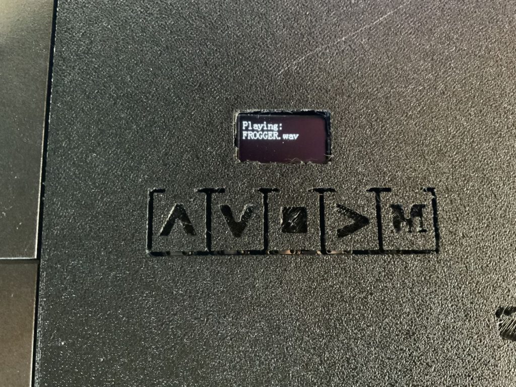 MZuiTape - Playing Frogger