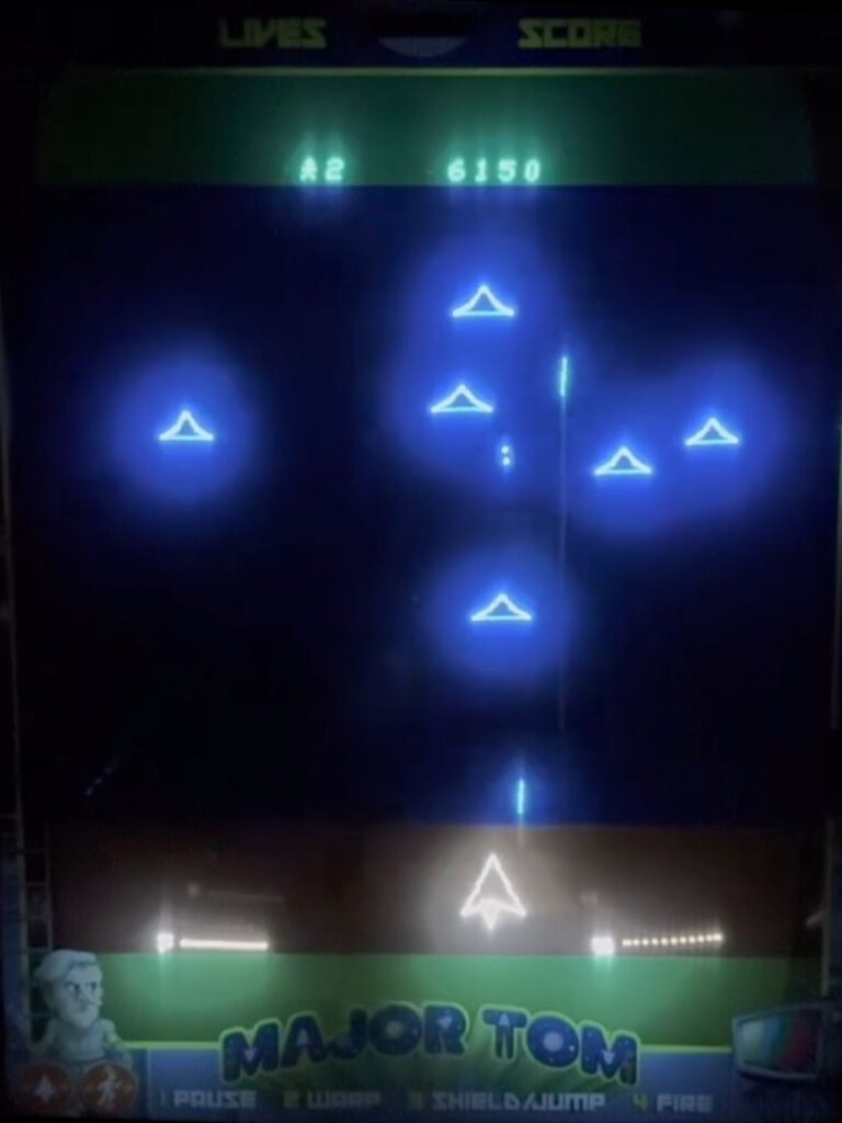 Major Tom - Screen 3