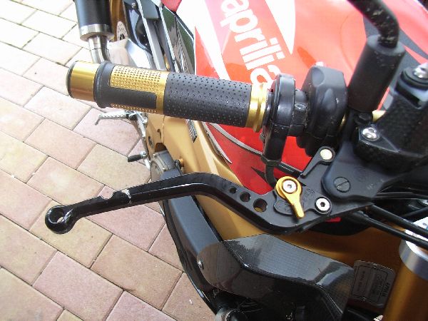 Aprilia Tuono Factory