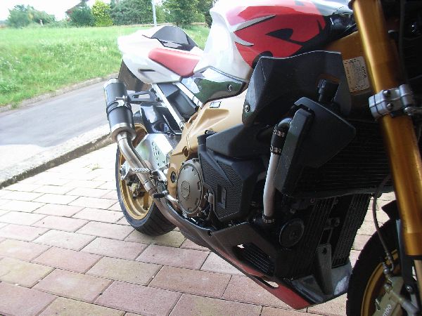 Aprilia Tuono Factory