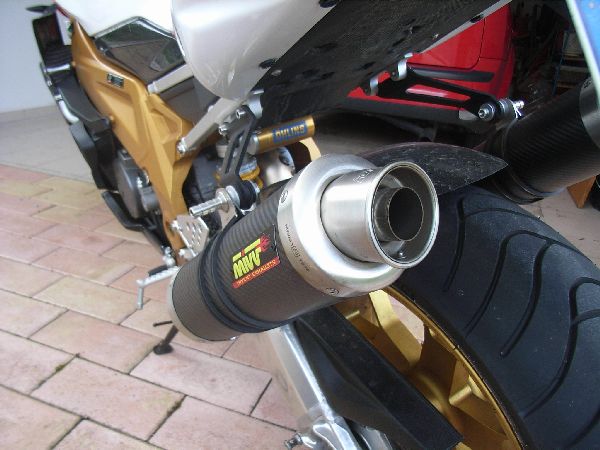 Aprilia Tuono Factory