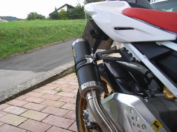 Aprilia Tuono Factory