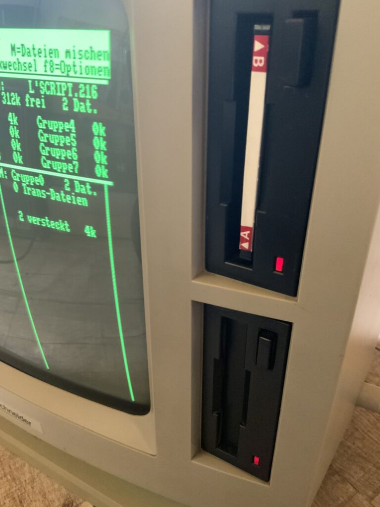 Schneider Joyce 8512 - Diskettenlaufwerke