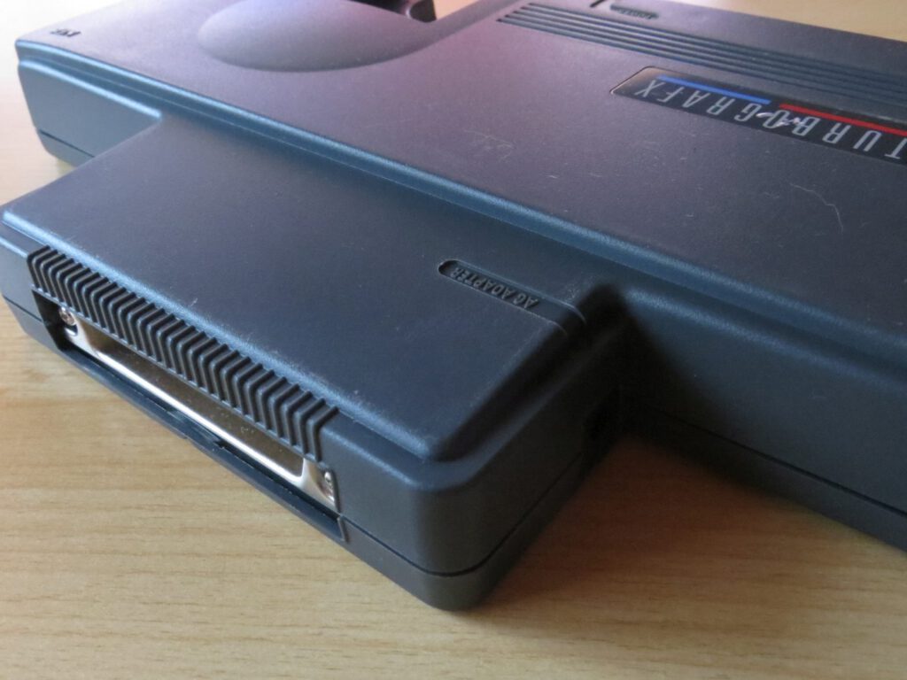 TurboGrafx 16 - Anschluss Rückseite