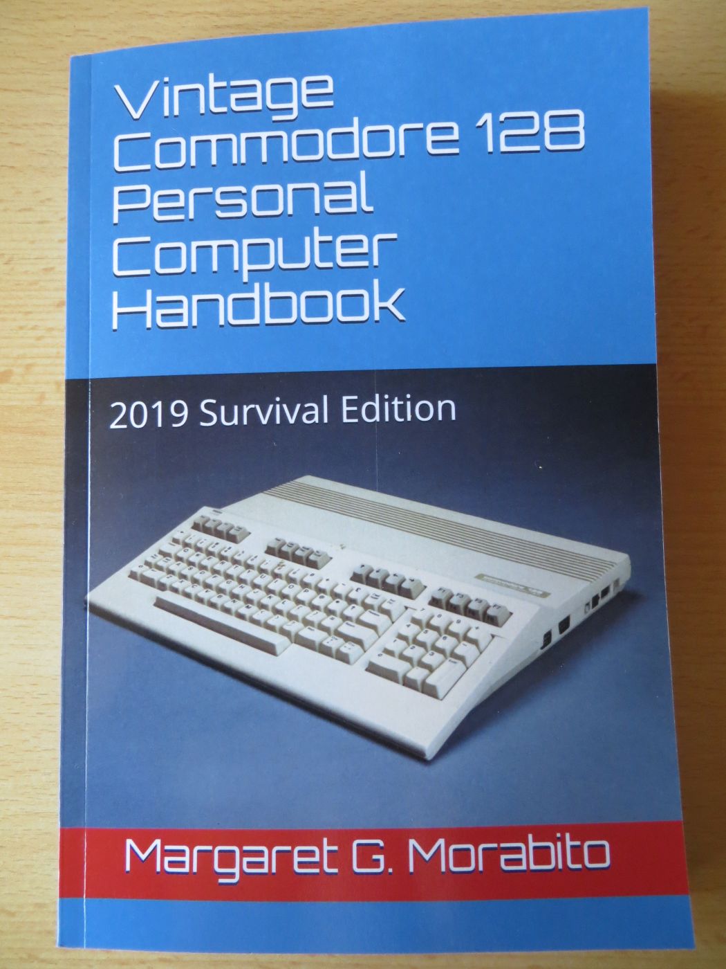 Vintage Commodore 128 Personal Computer Handbook – Jungsis Corner