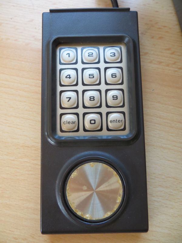 Mattel Intellivision - Controller
