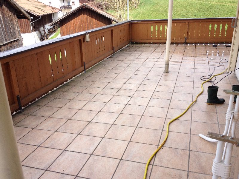 "nackte" Terrasse
