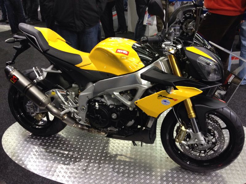 Aprilia Tuono V4