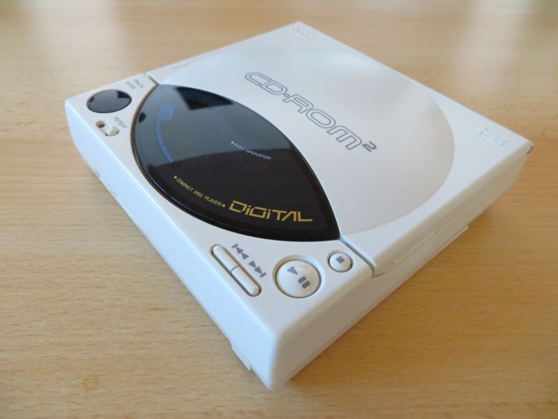 PC-Engine CD-ROM 2 - von rechts