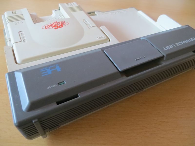 PC Engine Interface Unit - Rückansicht