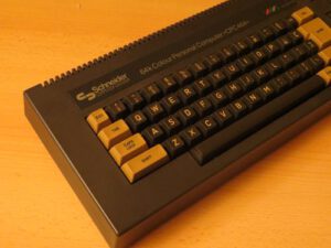 Schneider CPC 464 - linke Seite