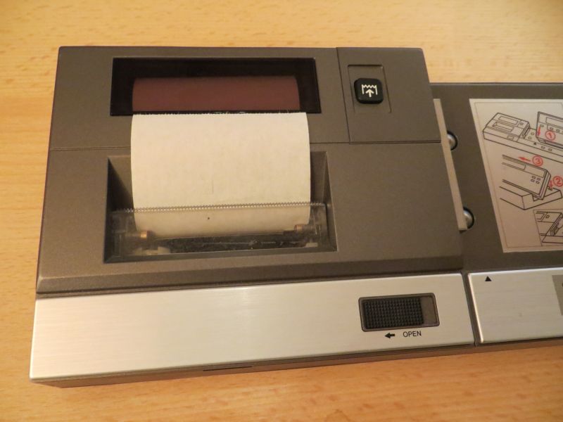 Sharp CE-150- linke Seite