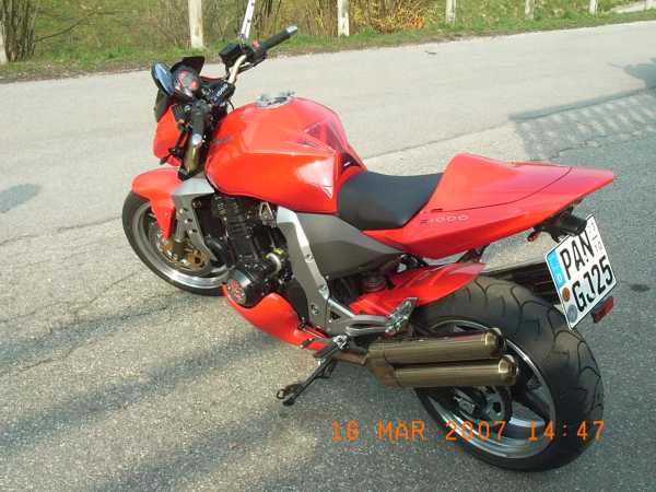 Kawasaki Z1000
